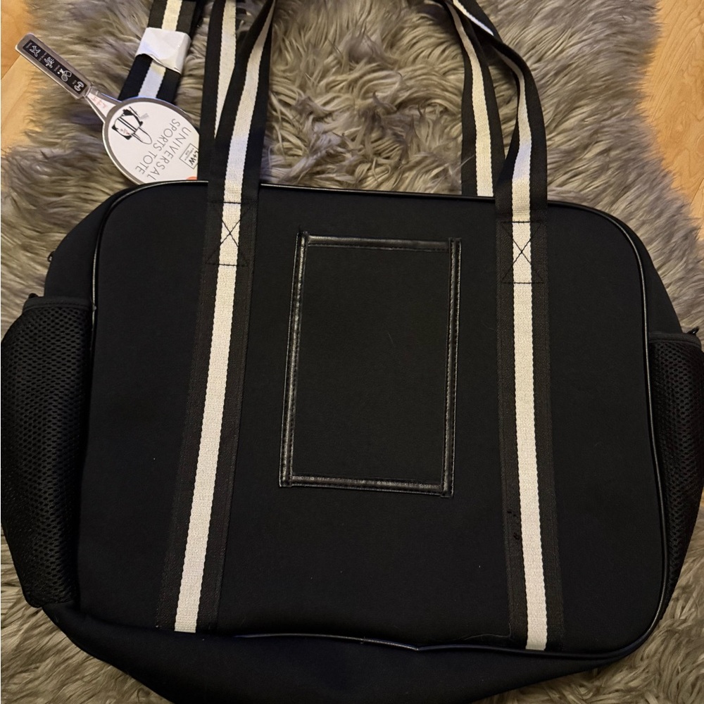 NEW w tags -L&W Tennis/pickleball X-Body Stylish Tote - Picture 9 of 10